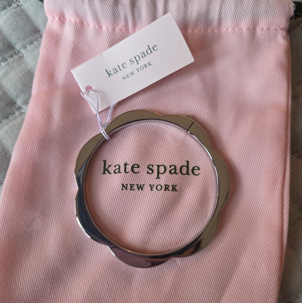 Kate Spade Silver Bangle Scalloped Bracelet